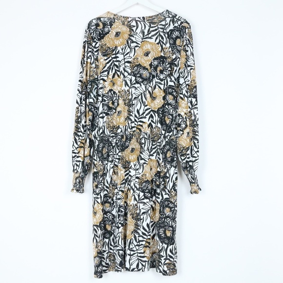Lilly Pulitzer Black and Gold Floral Long Sleeve Dress - Picture 8 of 13